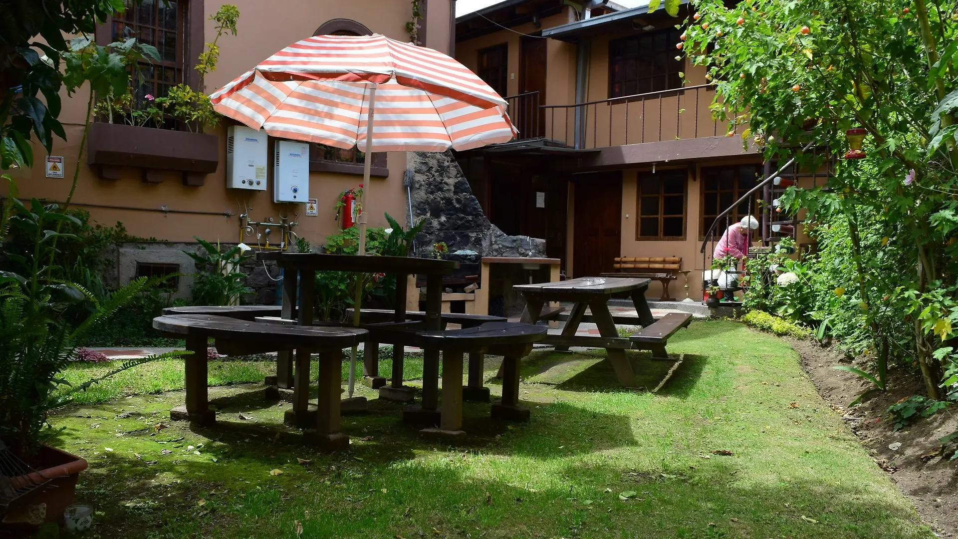 Hostel Arupo Bed And Breakfast Quito