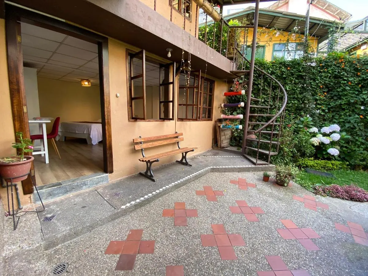 Albergue Arupo Bed And Breakfast Quito