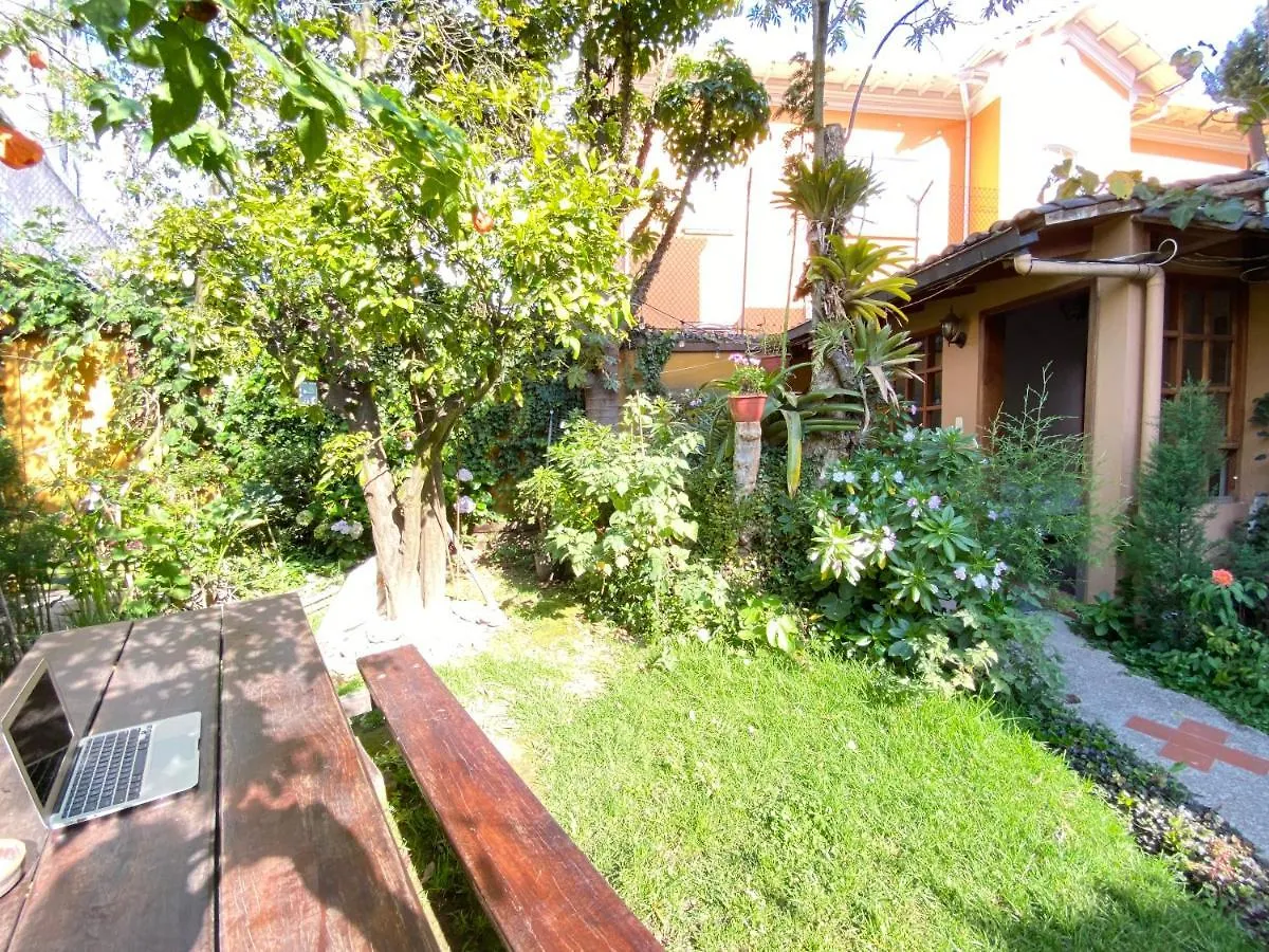 Arupo Bed And Breakfast Quito Equador