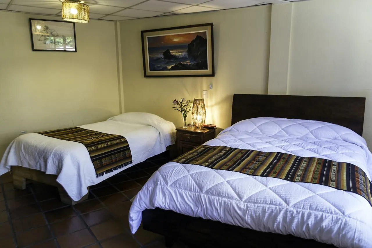 Albergue Arupo Bed And Breakfast Quito