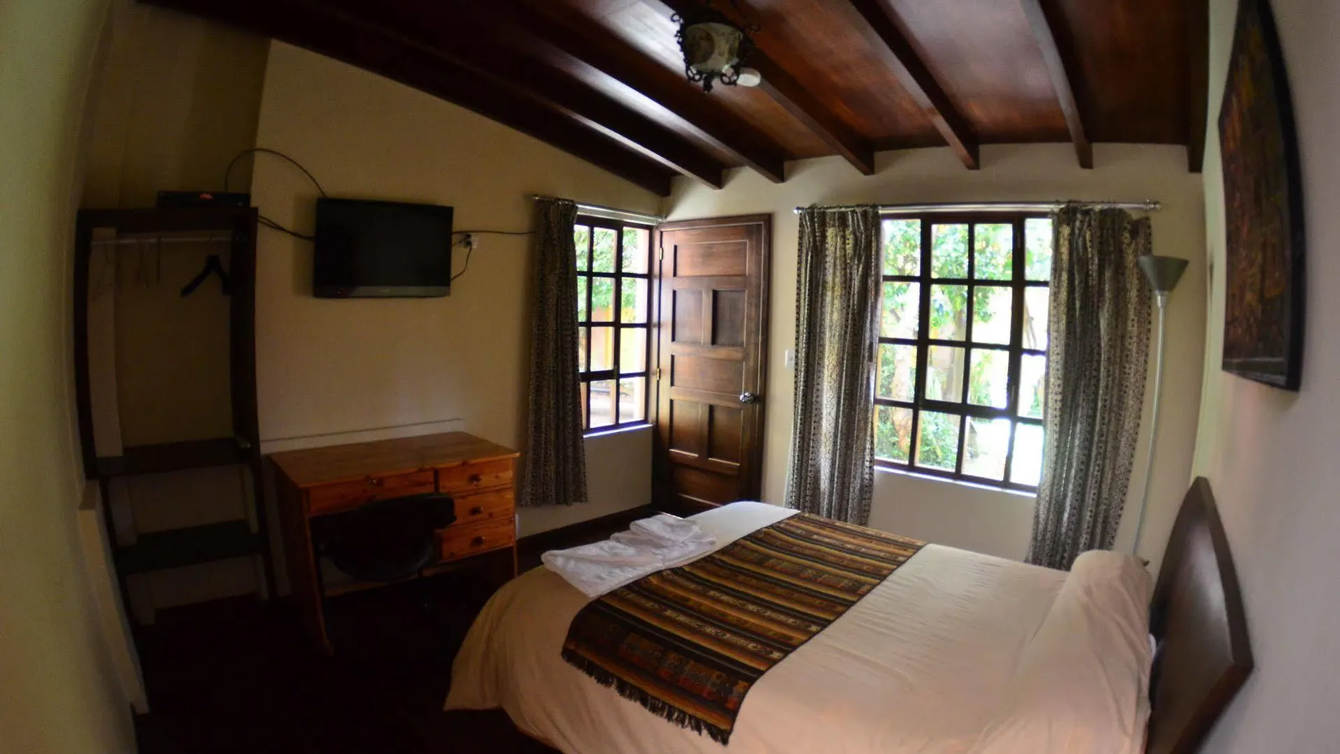 Albergue Arupo Bed And Breakfast Quito Equador