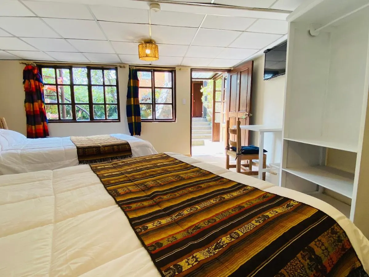 Arupo Bed And Breakfast Quito Hostel