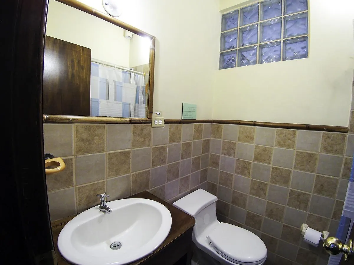 Hostel Arupo Bed And Breakfast Quito Ecuador