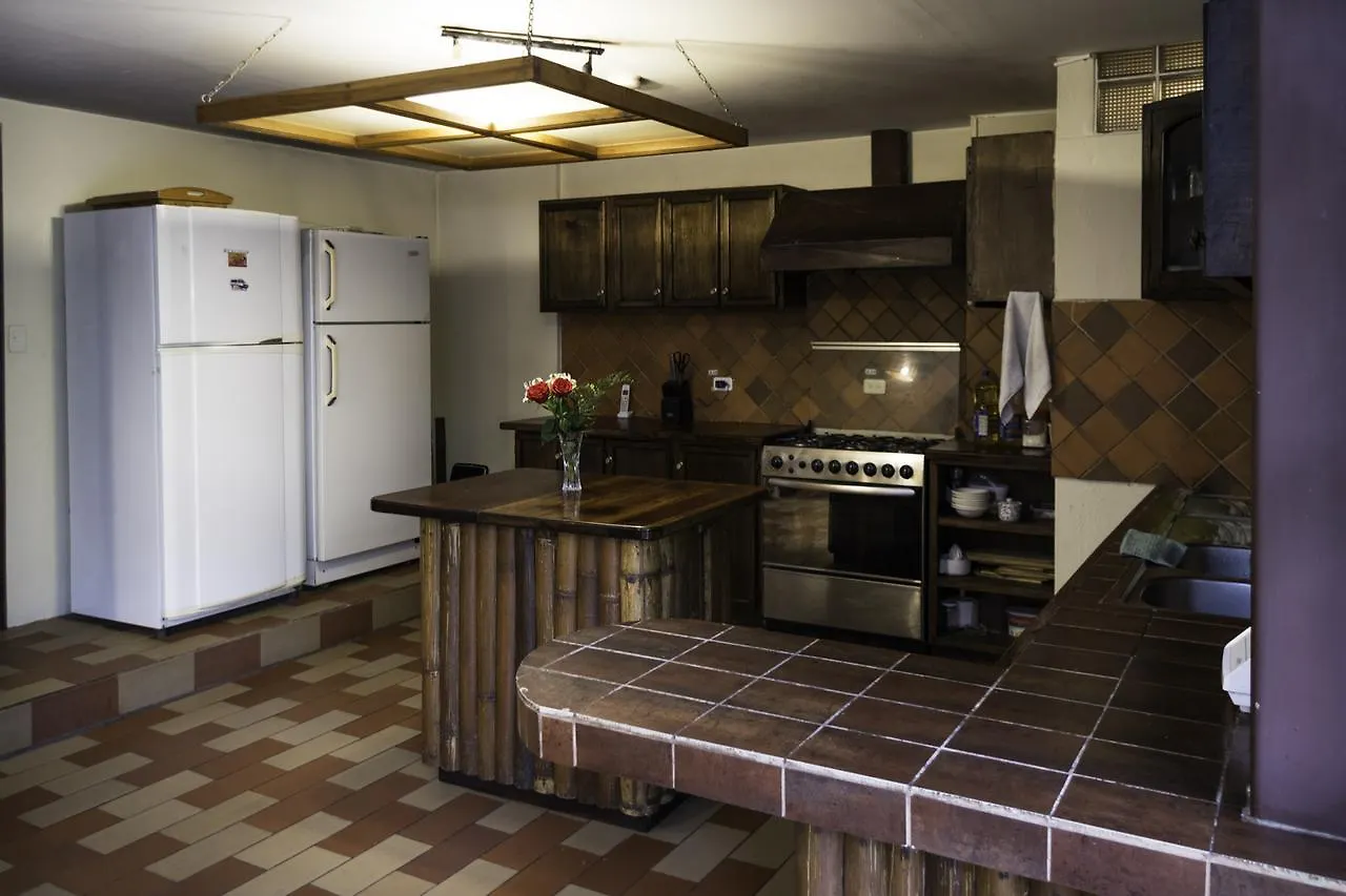Hostel Arupo Bed And Breakfast Quito Ecuador
